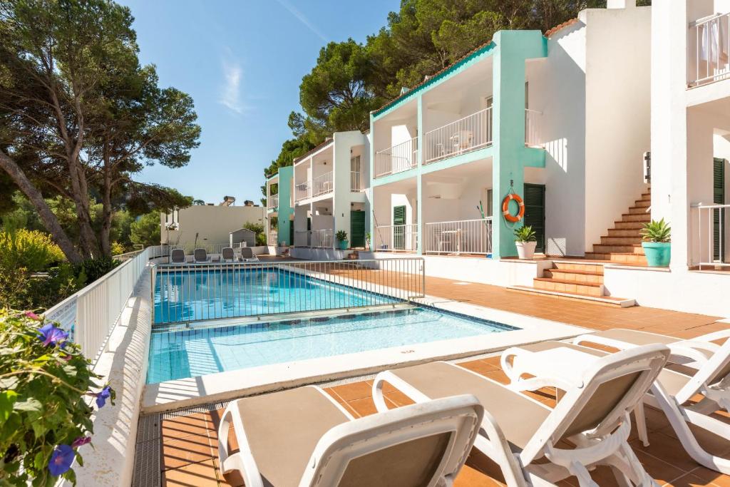 Apartment Hotel Cala Galdana