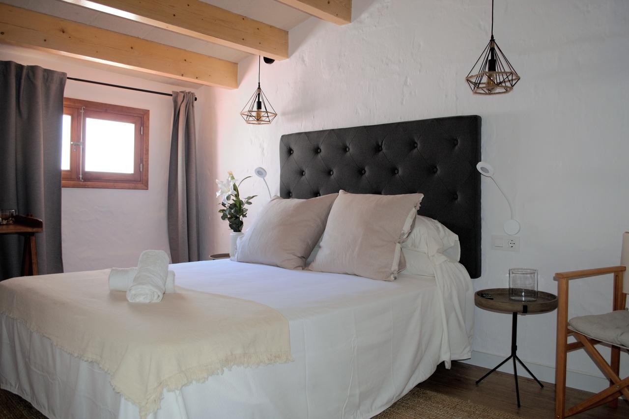 Boutique Hotel Ses 5 Claus in Cala Blanca