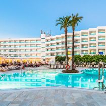 Hôtel Globales Mediterrani in Cala Blanca